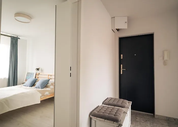 Przestronny 4-pokojowy Blisko Lotniska Wrocław