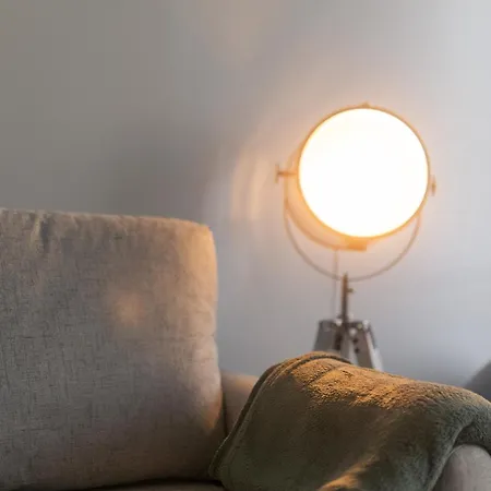 Apartmán Przestronny 4-pokojowy Blisko Lotniska *