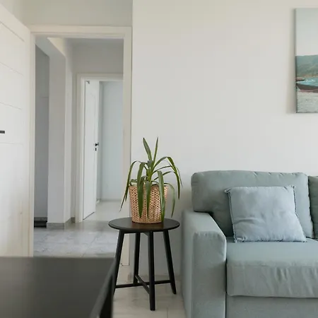 Spacious 4-room In Wroclaw, Free Parking, Balcony, Near Airport Appartamento Breslavia